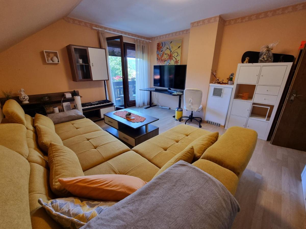 Haus Flora - Ferienwohnung Bodensdorf Eksteriør bilde