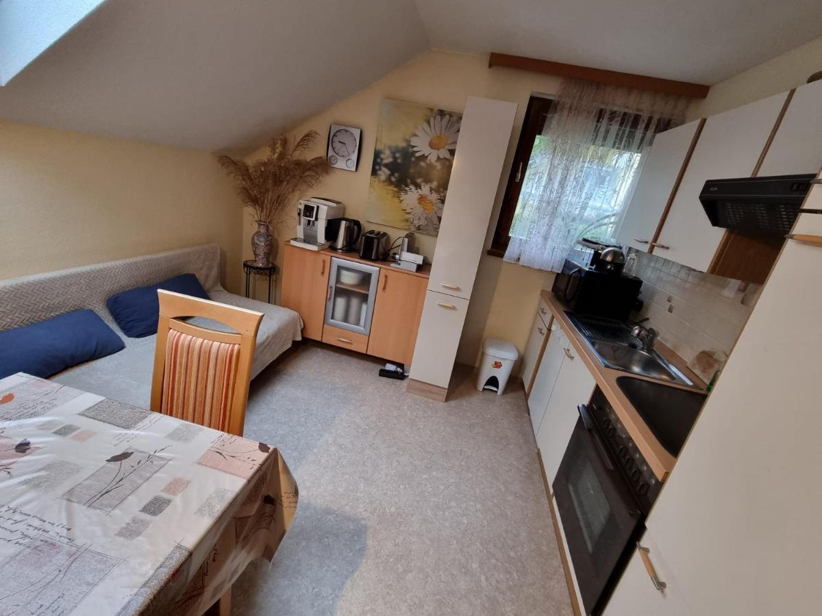 Haus Flora - Ferienwohnung Bodensdorf Eksteriør bilde
