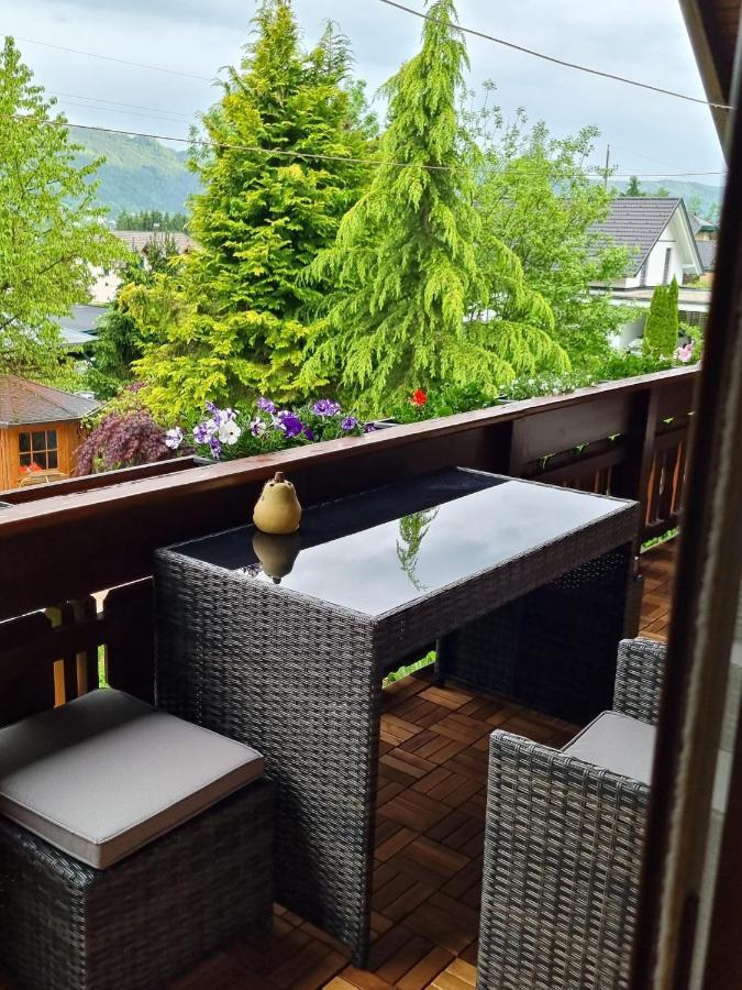 Haus Flora - Ferienwohnung Bodensdorf Eksteriør bilde