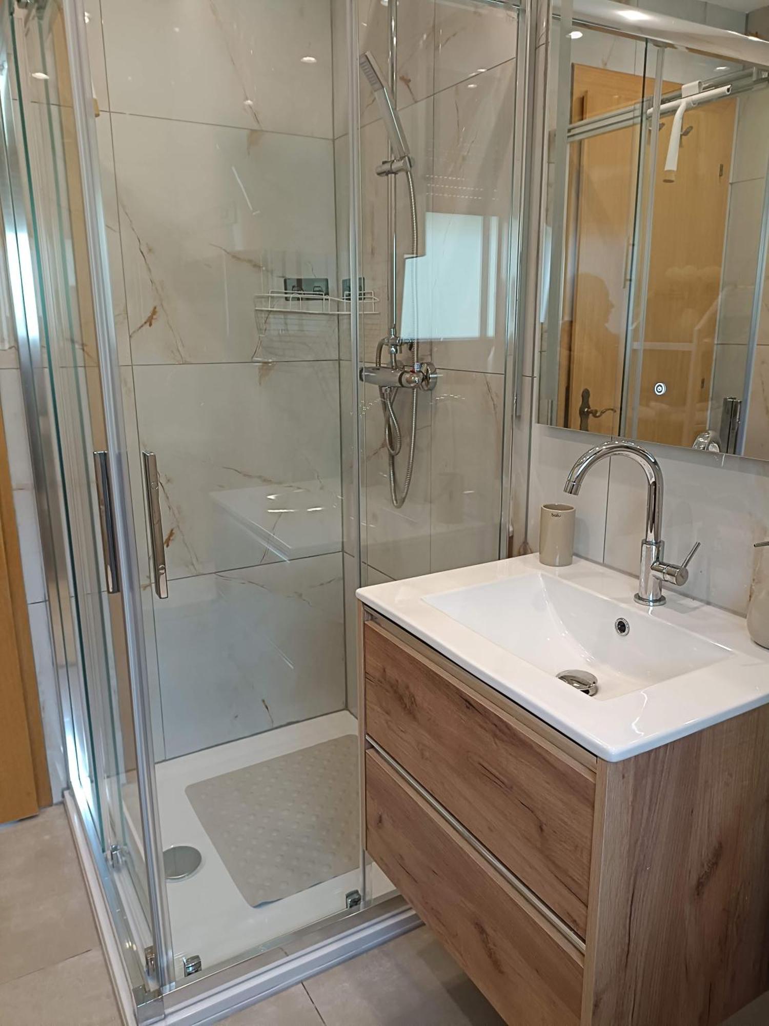 Haus Flora - Ferienwohnung Bodensdorf Eksteriør bilde